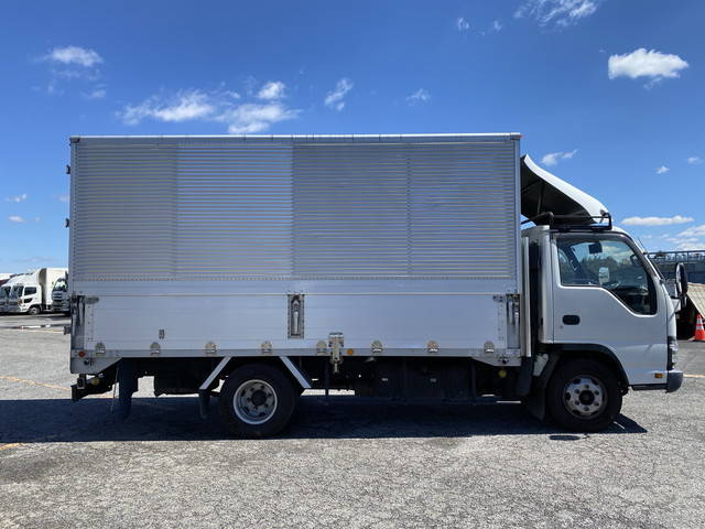 いすゞエルフアルミウイング小型（2t・3t）[写真06]