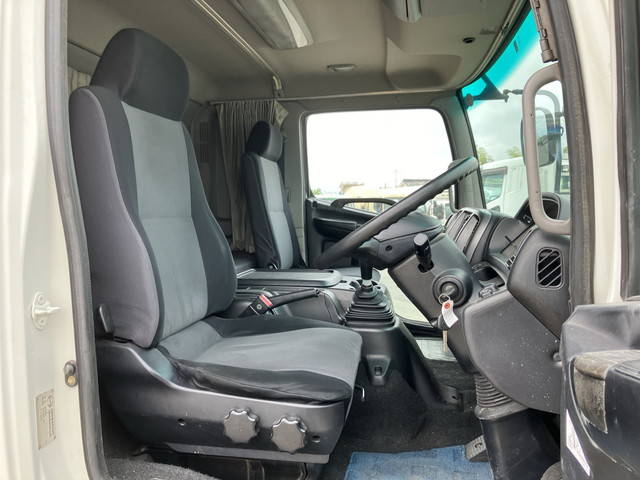 日野レンジャーアルミウイング中型（4t）[写真29]