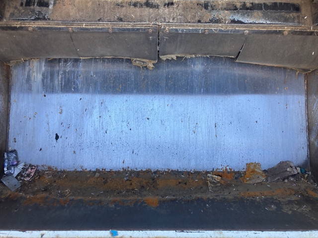 いすゞエルフパッカー車（塵芥車）小型（2t・3t）[写真11]