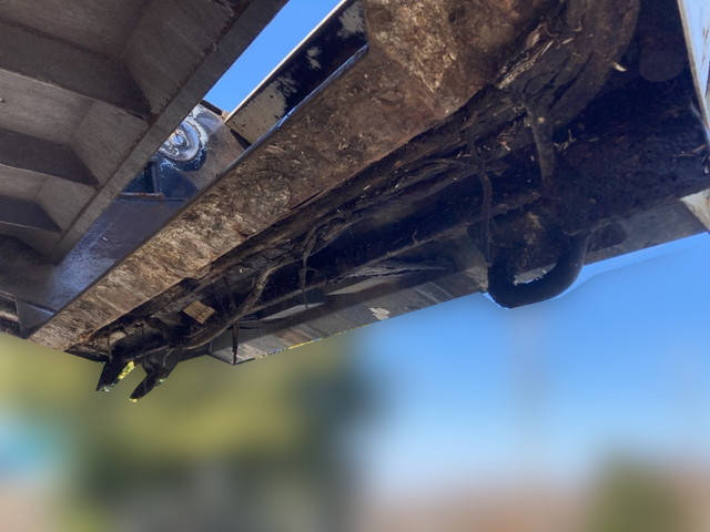 いすゞエルフパッカー車（塵芥車）小型（2t・3t）[写真13]