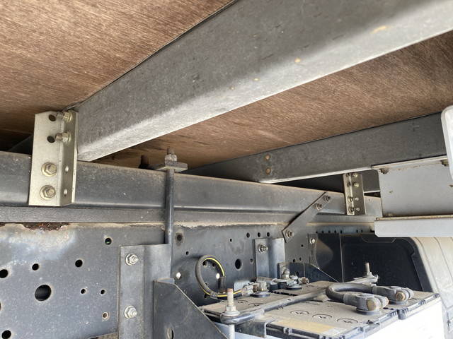 日産アトラスアルミバン小型（2t・3t）[写真20]