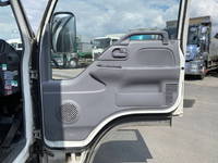 日産アトラスアルミバン小型（2t・3t）[写真28]