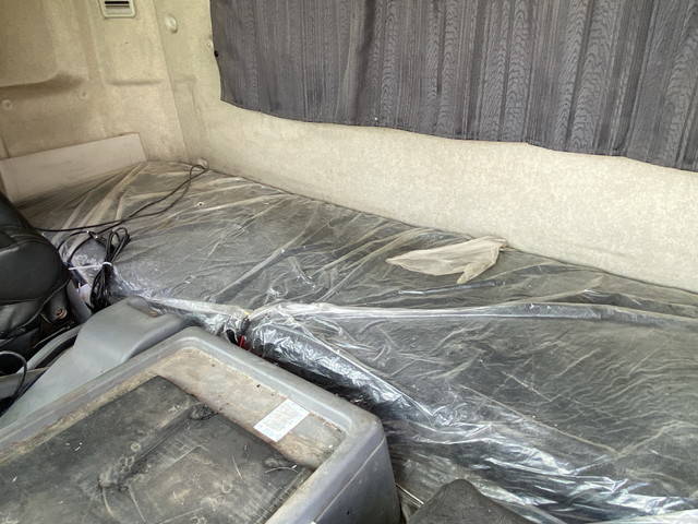 三菱ふそうファイターダンプ中型（4t）[写真31]