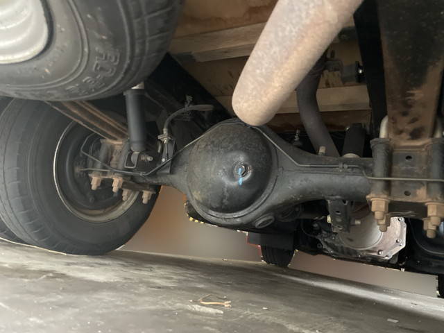 いすゞエルフダブルキャブ（Wキャブ）小型（2t・3t）[写真16]