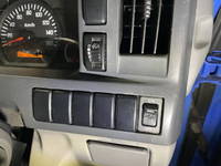 いすゞエルフダブルキャブ（Wキャブ）小型（2t・3t）[写真34]