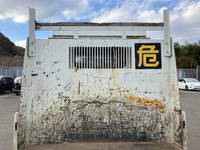 三菱ふそうキャンターダンプ小型（2t・3t）[写真14]