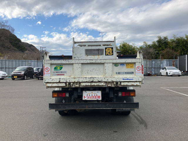 三菱ふそうキャンターダンプ小型（2t・3t）[写真09]