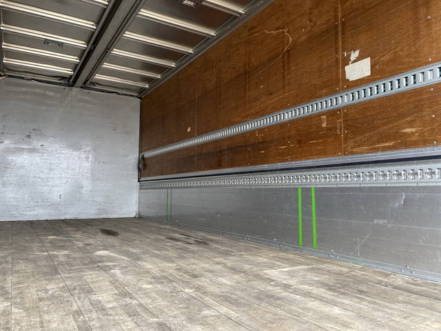 日野レンジャーアルミウイング中型（4t）[写真11]