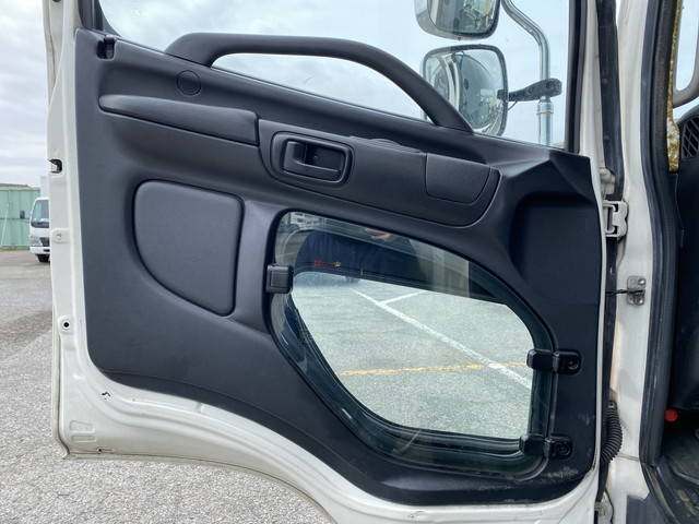 日野レンジャーアルミウイング中型（4t）[写真27]