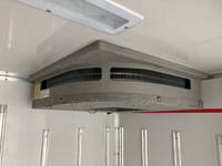 いすゞエルフ冷凍車（冷蔵車）小型（2t・3t）[写真12]