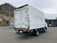 いすゞエルフ冷凍車（冷蔵車）小型（2t・3t）[写真02]