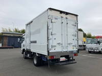 いすゞエルフ冷凍車（冷蔵車）小型（2t・3t）[写真04]