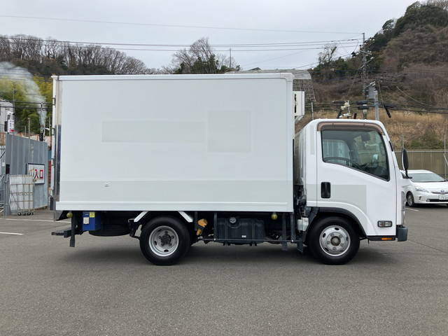 いすゞエルフ冷凍車（冷蔵車）小型（2t・3t）[写真07]