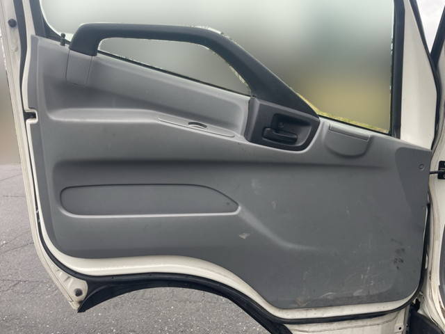 トヨタダイナ平ボディ小型（2t・3t）[写真22]