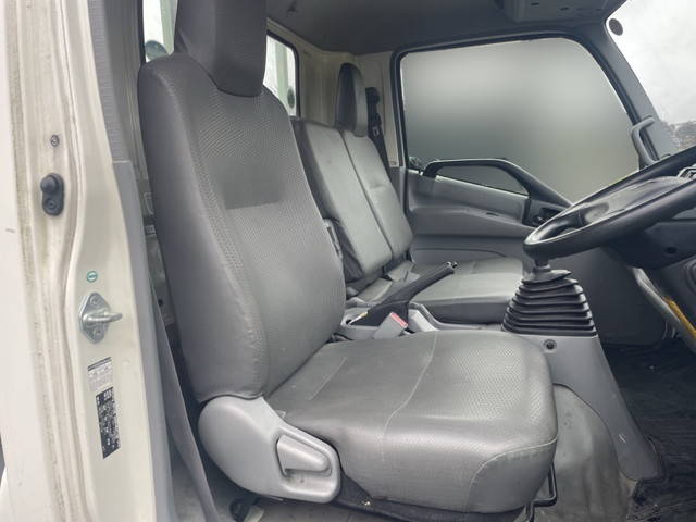 トヨタダイナ平ボディ小型（2t・3t）[写真25]