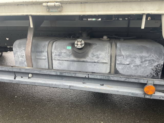 トヨタダイナ平ボディ小型（2t・3t）[写真09]