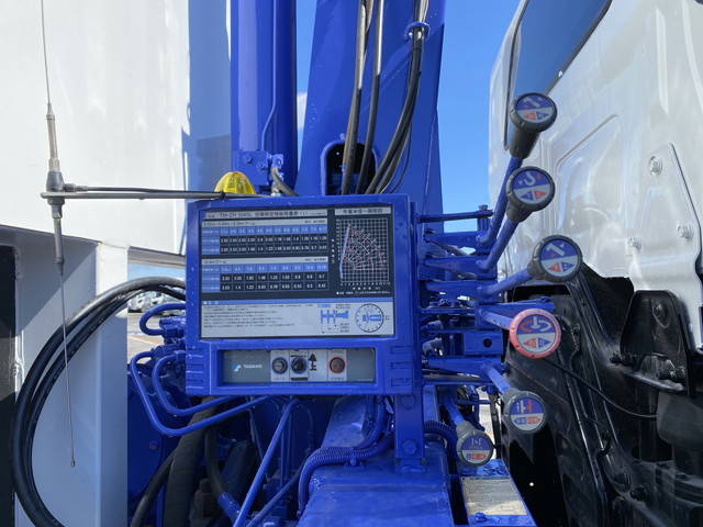 日野プロフィアセルフクレーン4段大型（10t）[写真13]