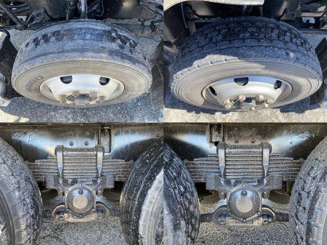 日野プロフィアセルフクレーン4段大型（10t）[写真21]