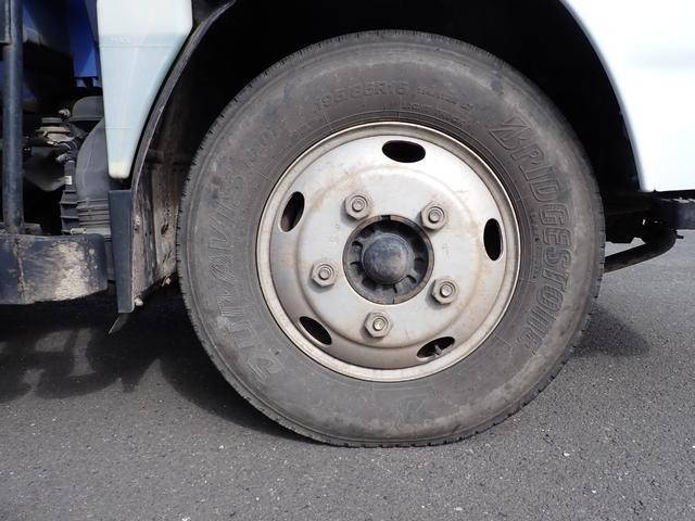 いすゞエルフクレーン3段小型（2t・3t）[写真22]