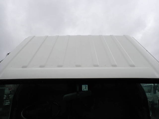 いすゞエルフクレーン3段小型（2t・3t）[写真38]