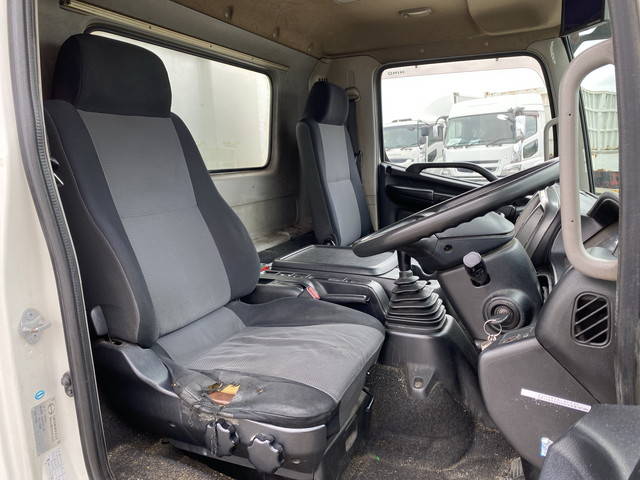 日野レンジャー冷凍車（冷蔵車）中型（4t）[写真29]