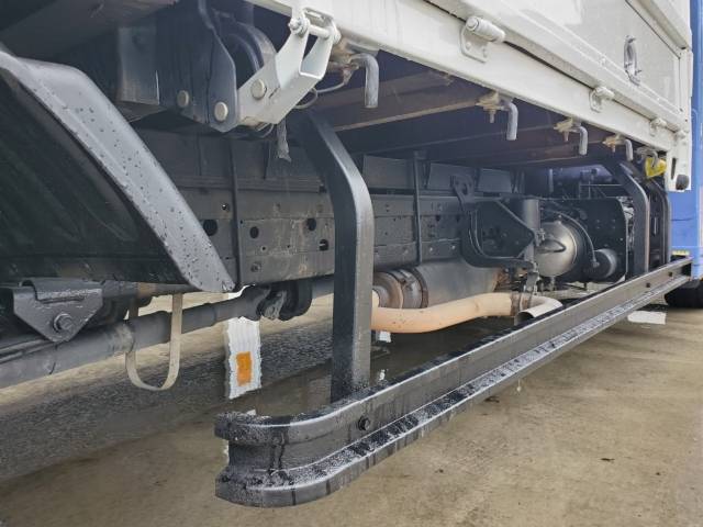 日野レンジャーセルフクレーン3段中型（4t）[写真16]