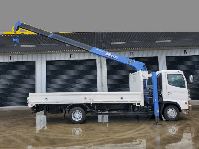 日野レンジャーセルフクレーン3段中型（4t）[写真04]