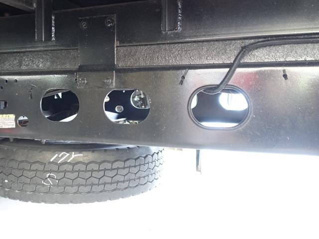 いすゞフォワードアルミバン中型（4t）[写真19]