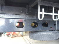 いすゞフォワードアルミバン中型（4t）[写真20]