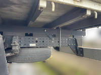 三菱ふそうキャンター平ボディ小型（2t・3t）[写真13]