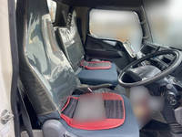 三菱ふそうキャンター平ボディ小型（2t・3t）[写真21]