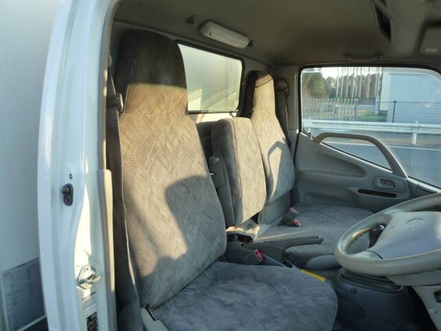 トヨタダイナ冷凍車（冷蔵車）小型（2t・3t）[写真26]