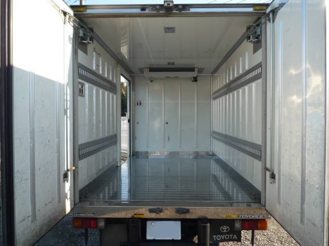 トヨタダイナ冷凍車（冷蔵車）小型（2t・3t）[写真06]