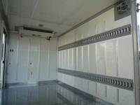 トヨタダイナ冷凍車（冷蔵車）小型（2t・3t）[写真08]