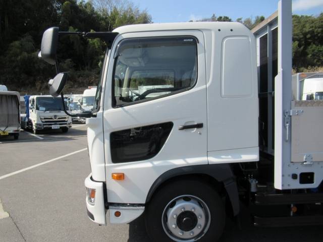 日野レンジャーアルミブロック増トン（6t・8t）[写真10]