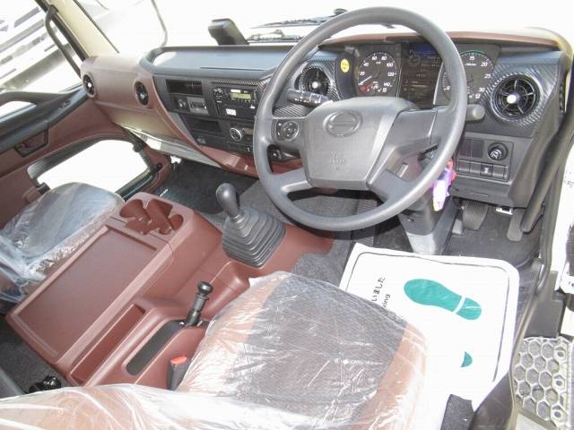 日野レンジャーアルミブロック増トン（6t・8t）[写真13]