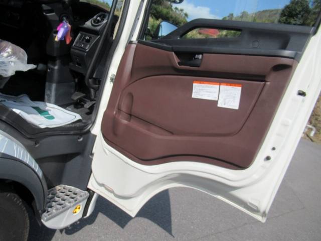 日野レンジャーアルミブロック増トン（6t・8t）[写真17]