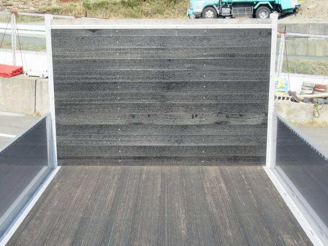 日野レンジャーアルミブロック増トン（6t・8t）[写真07]