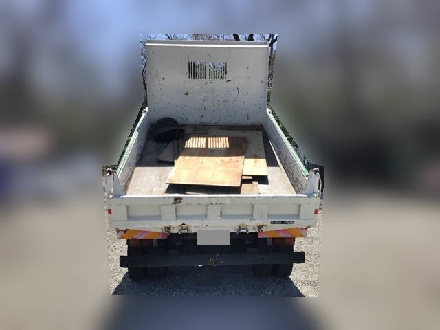 三菱ふそうファイターダンプ中型（4t）[写真10]