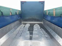 UDトラックスクオンダンプ大型（10t）[写真10]