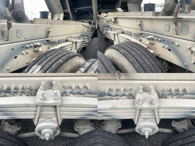 UDトラックスクオンダンプ大型（10t）[写真14]