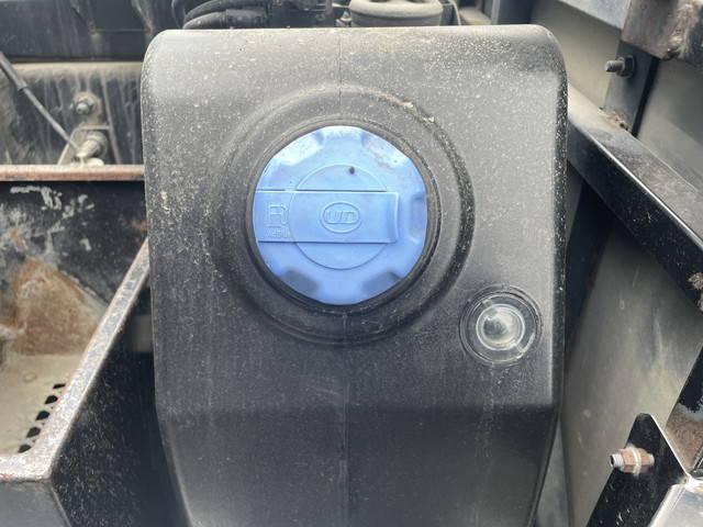 UDトラックスクオンダンプ大型（10t）[写真18]