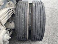 UDトラックスクオンダンプ大型（10t）[写真20]