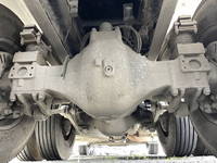 UDトラックスクオンダンプ大型（10t）[写真21]