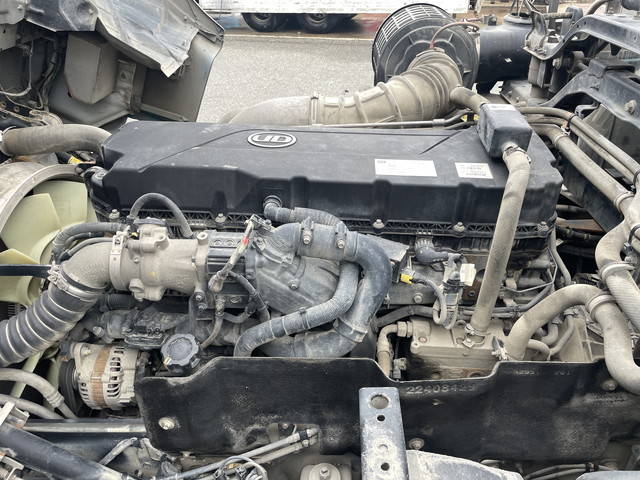 UDトラックスクオンダンプ大型（10t）[写真22]