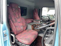 UDトラックスクオンダンプ大型（10t）[写真26]