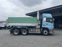 UDトラックスクオンダンプ大型（10t）[写真06]