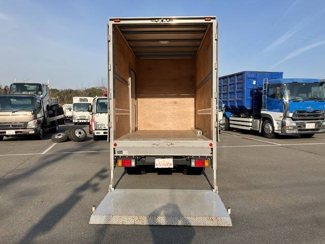 いすゞエルフアルミバン小型（2t・3t）[写真11]