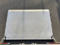 いすゞエルフアルミバン小型（2t・3t）[写真19]