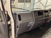 いすゞエルフアルミバン小型（2t・3t）[写真32]